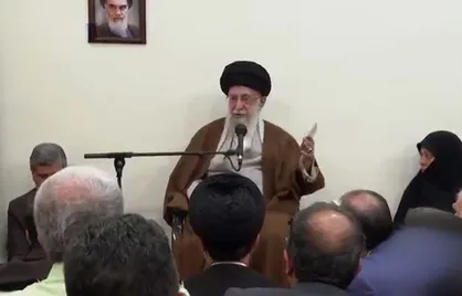 رهبر انقلاب: در صف&zwnj;آرایی جبهه مقاومت در مقابل جبهه شرارت، پیروزی از آنِ مقاومت است
