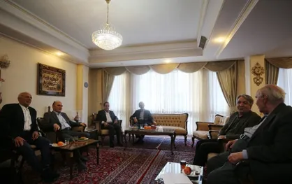 سرپرست دانشگاه تهران به دیدار دکتر حسین صفایی رفت