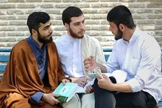 دانشگاه معارف از دانشجویان ممتاز علمی تجلیل می‌کند
