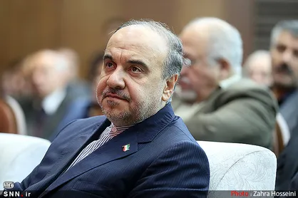 سلطانی&zwnj;فر: واگذاری استقلال و پرسپولیس از اهم برنامه&zwnj;های وزارتخانه است/ وزارت ورزش در اجرای آن مصمم است