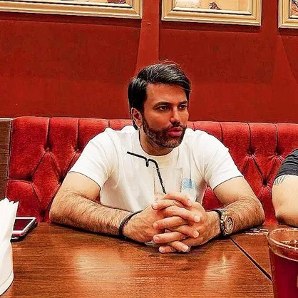 پرسپولیسی&zwnj;ها هم از این استقلال تعریف می&zwnj;کنند/ کاربرد گوشی&zwnj;های داوران برای چیست؟