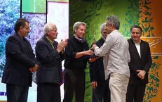 دولت آنقدر به ما کمک کرد که زیر کوهی از پول دفن شدیم!