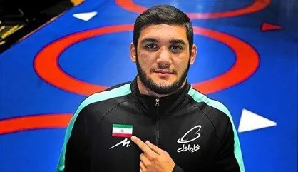 کشتی فرنگی جوانان قهرمانی جهان/دست چوپانی از طلا کوتاه ماند