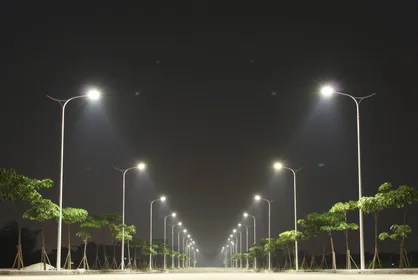 صرفه&zwnj;جویی ۱۳ مگاواتی برق با تجهیز معابر به چراغ LED