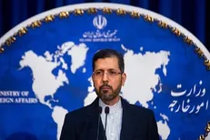 پمپئو می‌خواهد قدری از حیثیت برباد رفته رژیم ترامپ را برگرداند