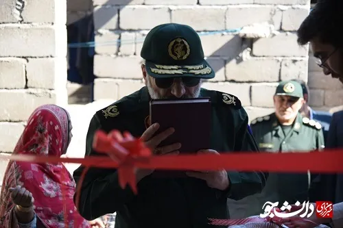 ۱۹ باب منزل مسکونی به مردم مناطق محروم جزیره هرمز تحویل شد