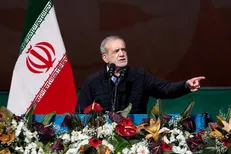 پزشکیان: ایران مقابل بی عدالتی و تجاوز کوتاه نخواهد آمد/ ما به دنبال سلاح هسته‌ای نیستیم +فیلم