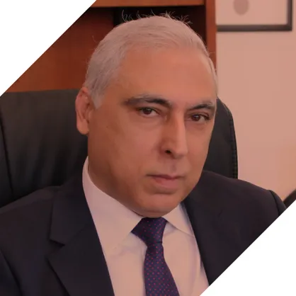 صائغ، استاد دانشگاه آمریکایی بیروت چگونه برگزیده جایزه مصطفی شد؟