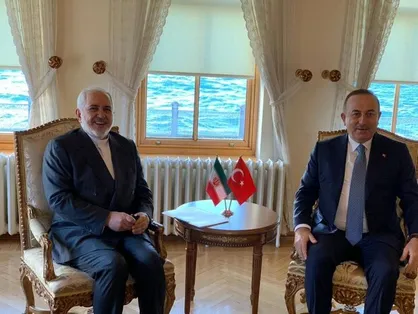 ظریف با وزیر امور خارجه ترکیه دیدار کرد