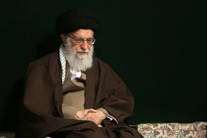 مراسم عزاداری اربعین در حسینیه امام (ره) با حضور هیات&zwnj;های دانشجویی