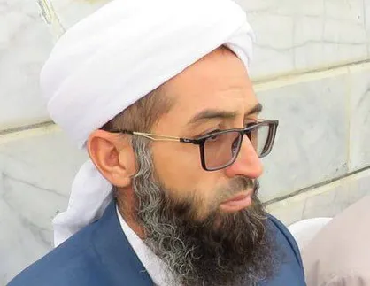 مسلمانان در جهت منافع جامعه اسلامی گام بردارند