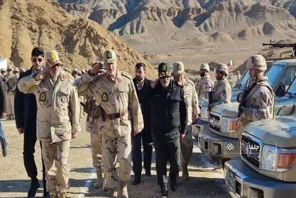 سردار رادان: برای حفظ امنیت مرز&zwnj;ها حتی از جانمان هم می&zwnj;گذریم