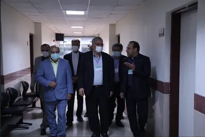 وزیر بهداشت از روند برگزاری آزمون ارتقاء و گواهینامه پزشکی بازدید کرد