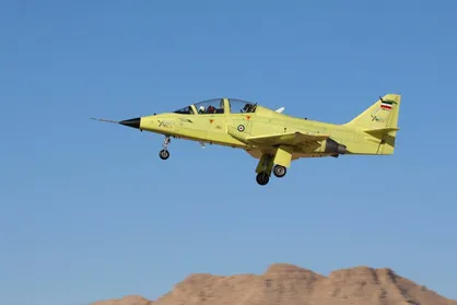 نگاهی به یک ماکت پر رمز و راز / نسخه CAS جت جنگنده ایرانی &laquo;یاسین&raquo; در راه است؟