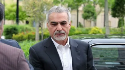 حسین فریدون در زندان حاضر است