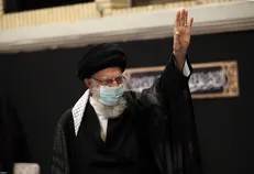 رهبر انقلاب: جوانان امروز مایه امید هستند/ همیشه حسینی زندگی کنید و حسینی بمانید + فیلم