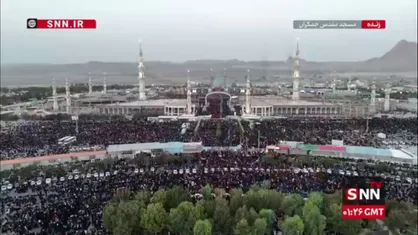 تصاویر هوایی بی&zwnj;نظیر از حضور مردم در مسجد جمکران در وداع با امام شهید
