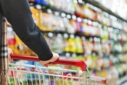 وفور کالا&zwnj;های اساسی و کاهش قیمت در برخی اقلام پروتئینی