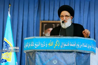سرمایه&zwnj;گذاری در آموزش، تضمین آینده کشور است / هوشیاری در برابر تهدیدات دشمن ضروری است