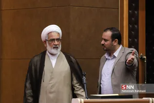 دوشنبه های گام دوم انقلاب