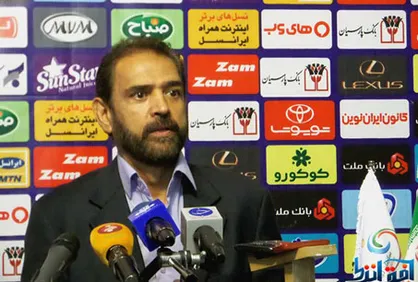 کریمی: می&zwnj;خواهیم مانند سپاهان از مخمصه خارج شویم