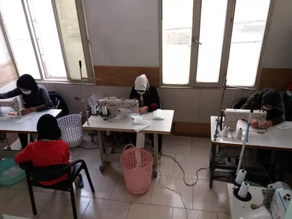 کارگاه دوخت ماسک به همت جمعیت خیریه دانشجویی صبح امید راه&zwnj;اندازی شد
