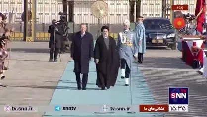 روسای جمهور ایران و ترکیه از یگان تشریفات حاضر در میدان سان دیدند