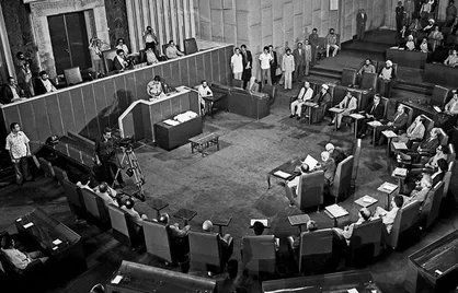 اولین مجلس ایران بعد از انقلاب چگونه بود؟