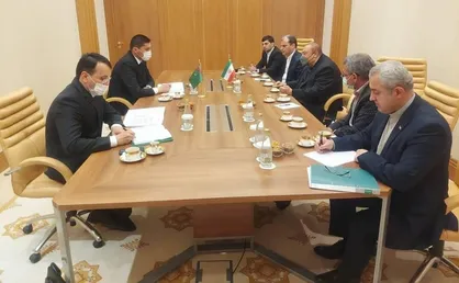 دیدار معاون اقتصادی وزارت امور خارجه با رییس اتحادیه صنعت گران و کارآفرینان ترکمنستان