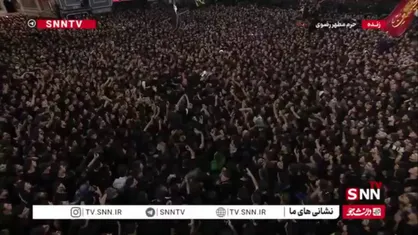 سینه زنی مردم با نوای حسین ستوده در شب شهادت&nbsp; امام رضا(ع)