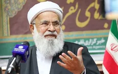 عالِم اهل سنت: فرانسه از محبوبیت اسلام نگران است/ توهین به پیامبر (ص) مانع گسترش اسلام نمی‌شود