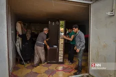 جهادگران دانشگاه آزاد زنجان برخی معابر لرستان را از سیلاب پاکسازی کردند/ شهرداری هنوز دست به کار نشده!