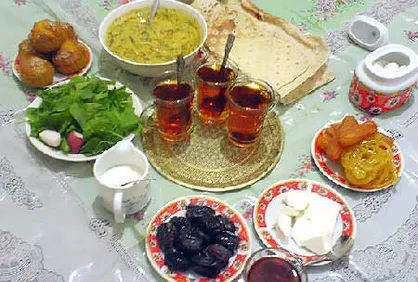 افرادی که مزاج گرم و خشک دارند در ماه رمضان چه خوراکی&zwnj; بخورند و چه خوراکی&zwnj; نخورند