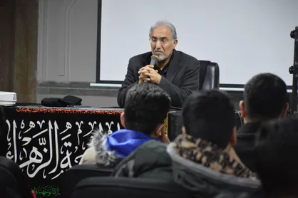 راغفر: تورم، ظالمانه&zwnj;ترین مالیات به نفع ثروتمندان / بابایی: کار&zwnj;های رسانه&zwnj;ای و مجازی جریانات دانشجویی را تحقیر نکنیم