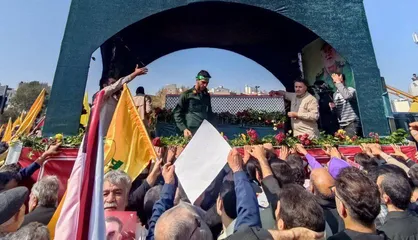 تشییع باشکوه پیکر مطهر شهید نیلفروشان در مشهد + فیلم و عکس