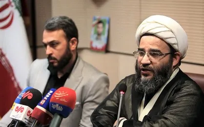بابا خانی: هیئت&zwnj;ها تنها محل عزاداری نیستند /
هیئت عرصه&zwnj;ای برای تربیت نسل آینده