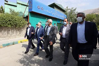 وزیر علوم تحقیقات و فناوری