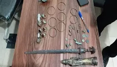 کشف اشیای تاریخی هزار ساله در اسلامشهر