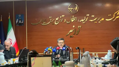 مدیرعامل توانیر: امسال در تامین برق، وضع بهتری داشتیم