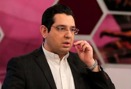 گفتگوی علی مشهدی با محمدرضا احمدی در برنامه قرنطینه