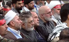 حضور فرهاد قائمیان و پرویز فلاحی پور بازیگران سینما و تلویزیون در دیدار با رهبر انقلاب با بسیجیان