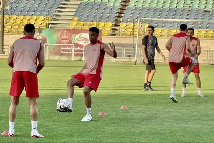 حضور العملود در تمرینات گروهی پرسپولیس