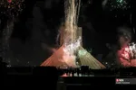 نور افشانی در شب سالگرد پیروزی انقلاب اسلامی