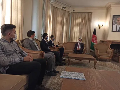 همدردی فرهنگیان جوان با خانواده دانش آموزان مدرسه سیدالشهدا افغانستان