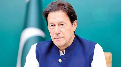 عمران خان برای پنج سال از فعالیت سیاسی منع شد