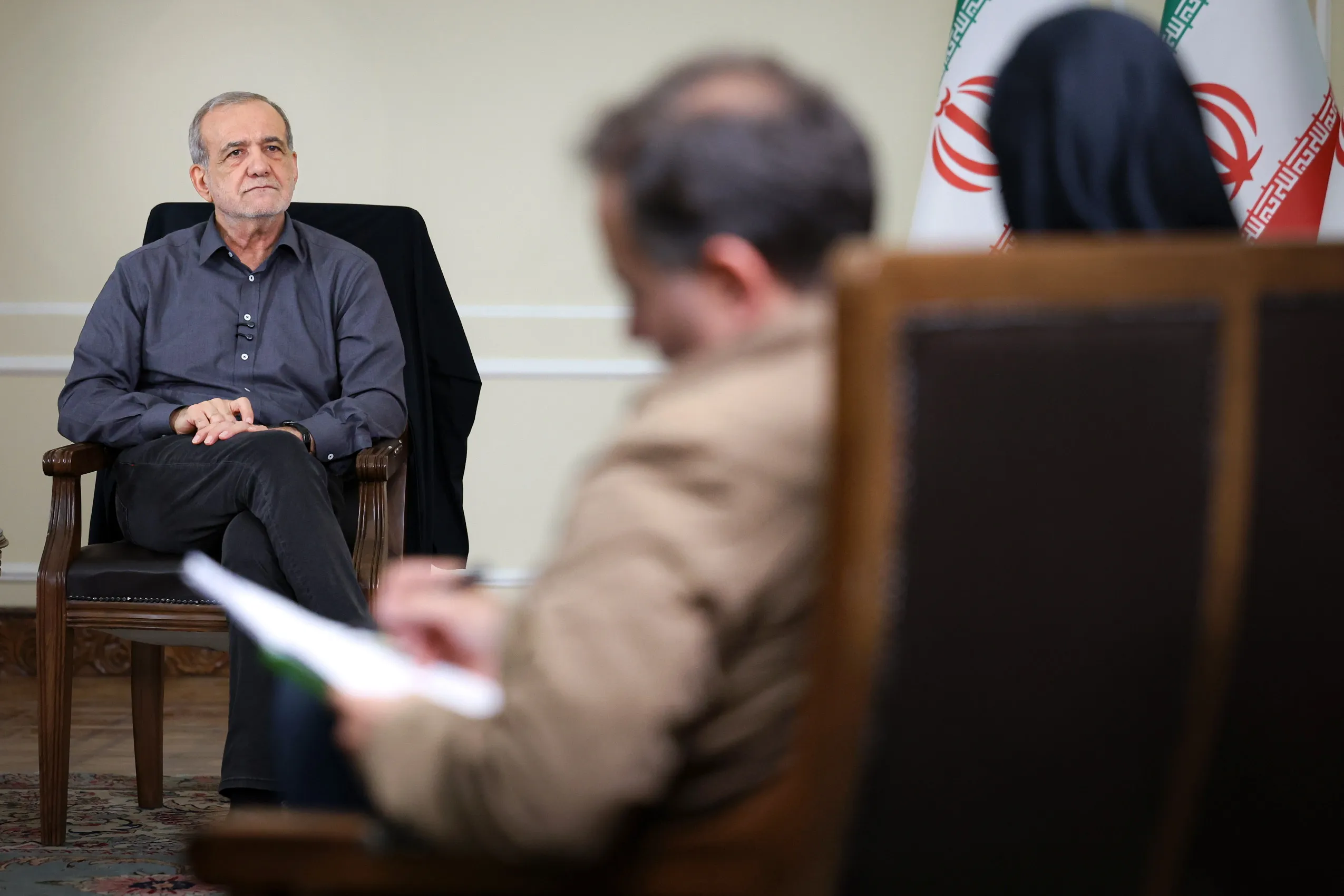 پزشکیان: با نظر رهبر شهید، برای بازگشت ایرانیان خارج از کشور مشکلی ایجاد نمی‌شود + فیلم