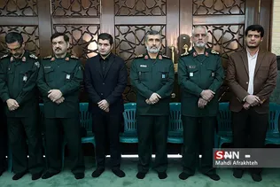 سس