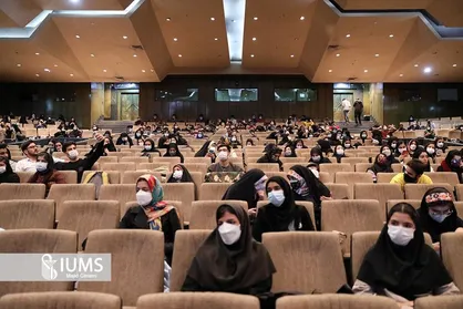 رئیس&zwnj;زاده: کمبود پزشک در کشور نشات گرفته از توزیع نامناسب پزشکان است/ جهش خوابگاه&zwnj;های دانشجویی متاهلی در دانشگاه علوم پزشکی ایران