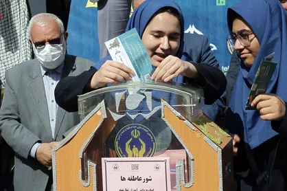 زنگ عاطفه&zwnj;ها در مدارس سراسر کشور نواخته شد