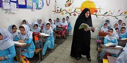 تعالی آموزش و پرورش در گرو تربیت نیروی انسانی متخصص و آموزش دیده انَّما بُعِثتُ مُعَلِّماً